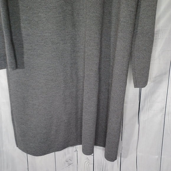 Bloomingdale's Vintage Gray Women's Long Snap Front Sweater 100% Wool NWT - Picture 15 of 15
